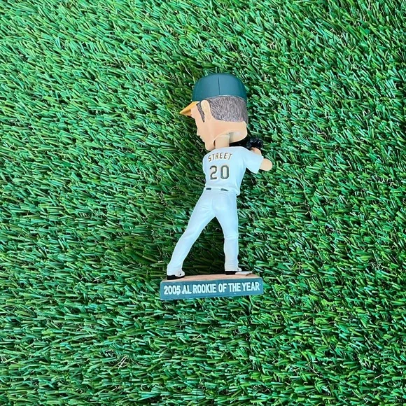 VTG 2006 BD&A Huston Street MLB Oakland Athletics A’s MLB Bobblehead IN BOX - Picture 4 of 16